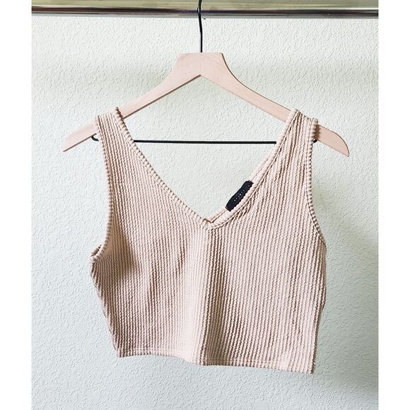 NWT tan ribbed v-neck crop top - Picture 2 of 2